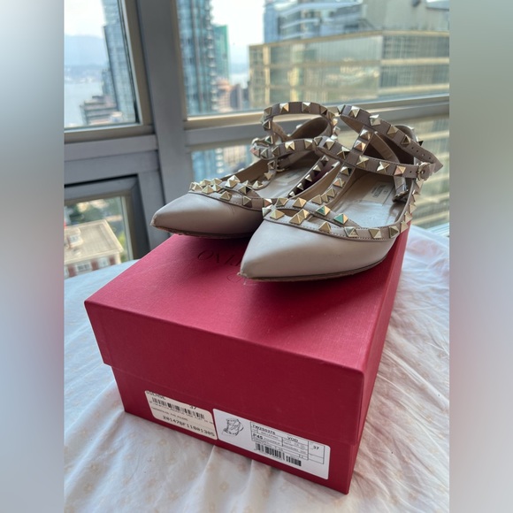 Valentino Garavani Patent Rockstud Ballet Flat - Size 37 - Picture 2 of 4